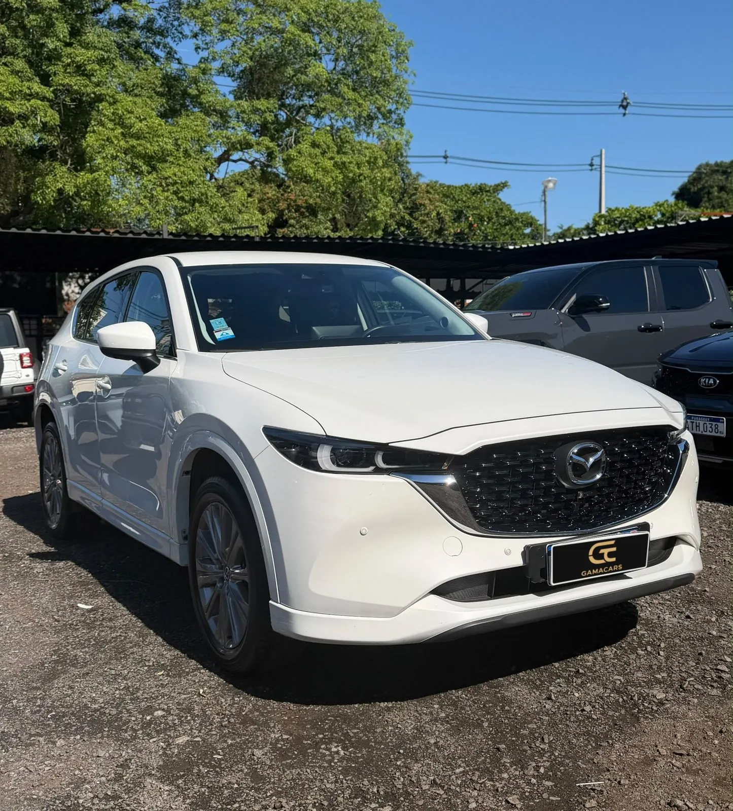Mazda CX-5 Limited blanco, vista frontal